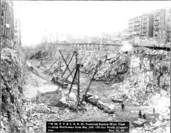 Plate L, Fig. 2.— TW 35, P.T. & T.R.R. Co. Terminal Station West. View looking Northwest from Sta. 184, 120 feet South of center line. Dec. 31, 07.