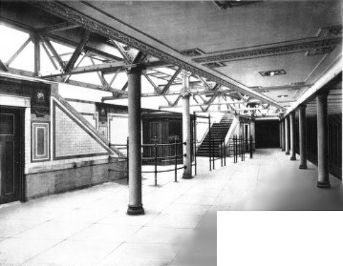 WEST SIDE OF COLUMBUS CIRCLE STATION (60TH
STREET)—ILLUMINATED BY DAYLIGHT COMING THROUGH VAULT LIGHTS