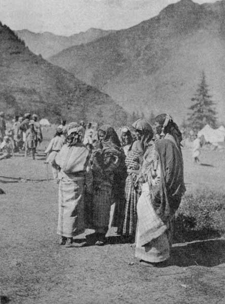 93. Kulu Women.