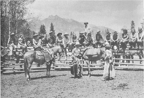 Dudes get a lesson in saddling-up