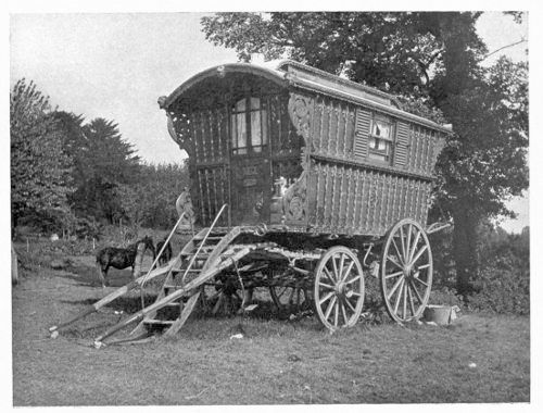 A GOOD TYPE OF CARAVAN.