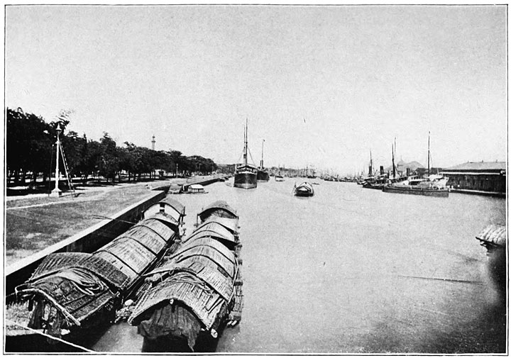 The Busy Pasig, from the Puente de España. Old Manila on the Left. Business Quarter to the Right.