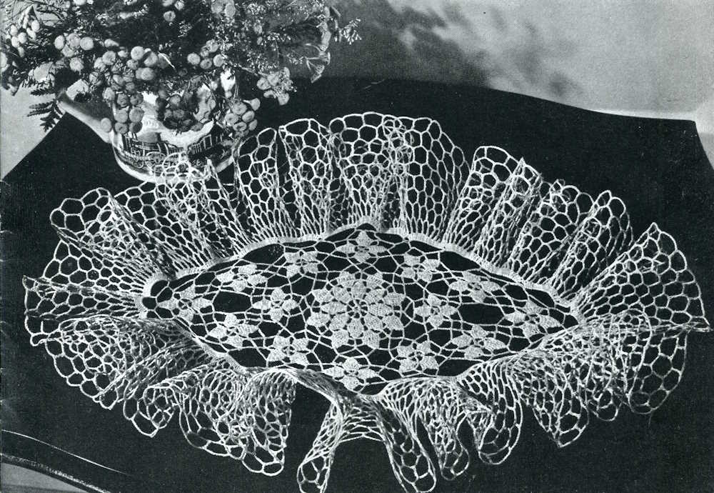 Diamond setting doily